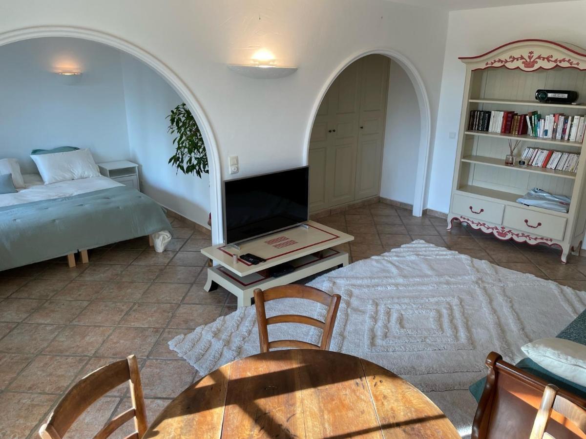 Domaine Des Tuilieres Avec Jacuzzi Apartment Vallauris Exterior photo