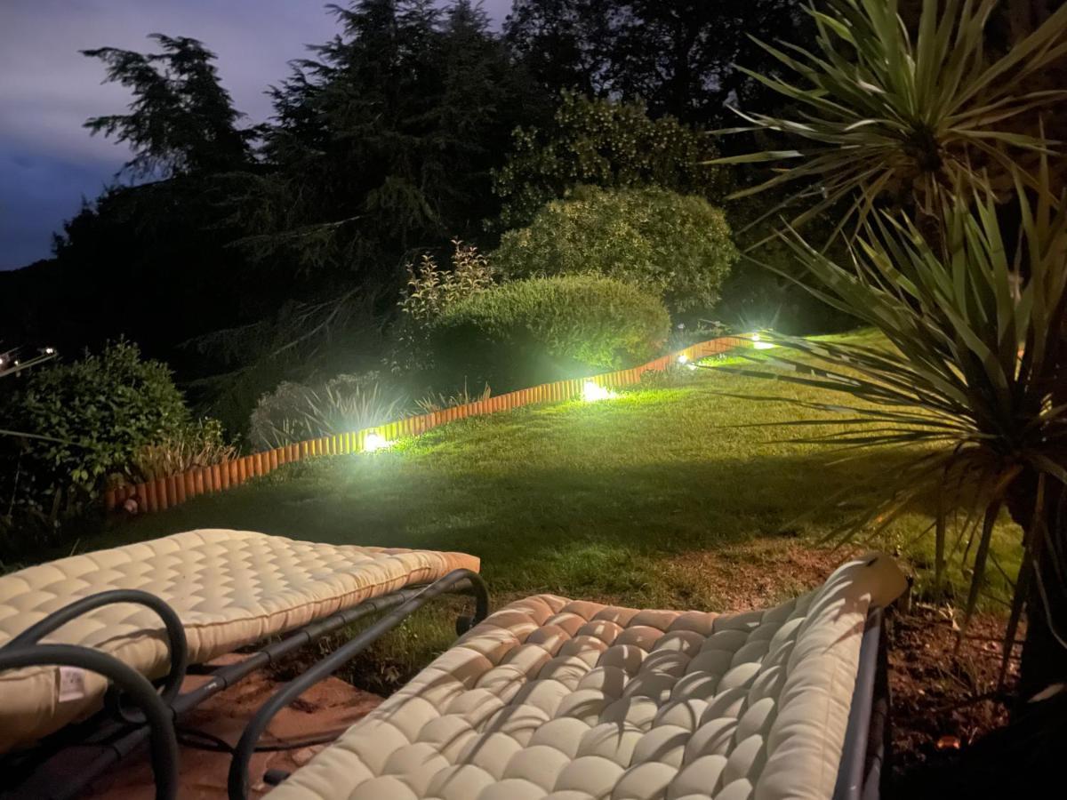Domaine Des Tuilieres Avec Jacuzzi Apartment Vallauris Exterior photo